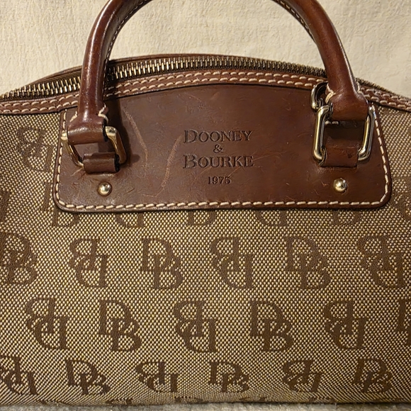 Dooney & Bourke Mini Domed Tassel Satchel HP261 WA-1975 Patch-ginghsm Lining - Picture 2 of 14